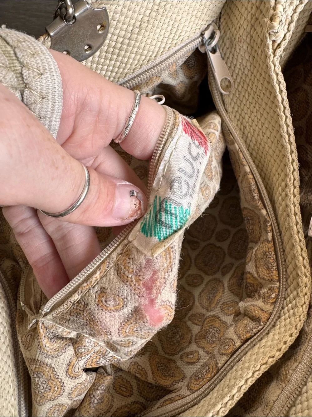 Meucci Italian Woven Shoulder HandBag Purse Tan Gold
